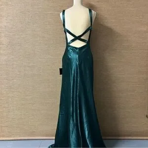 green emerald velvet dress Anderson Maxi Dress, in Deep Emerald Luxe Satin, Size: Large | Show Me Your Mumu main image 0